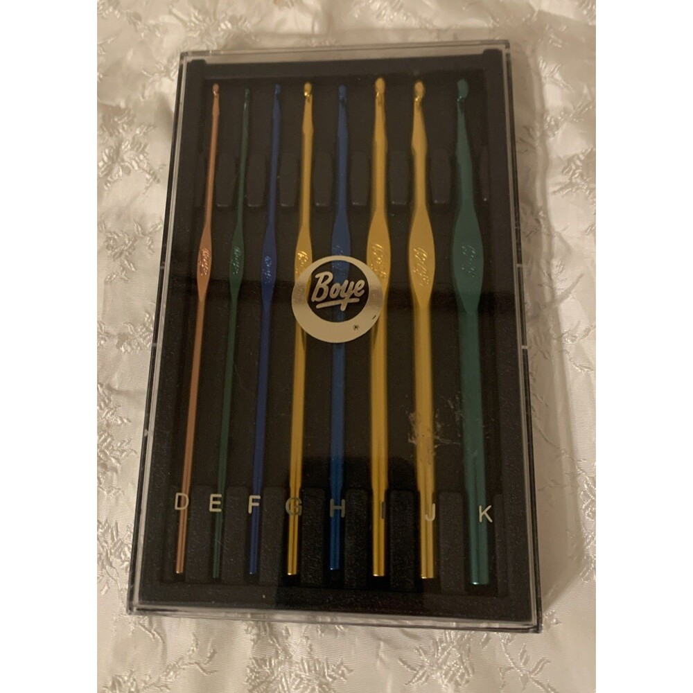Vintage Boye Crochet Hooks Aluminum Craft Sizes D - K With Case Set Of 8